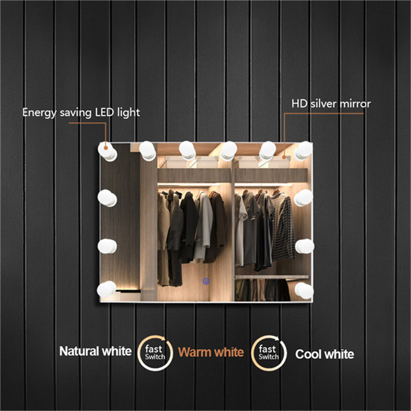 Falra szerelt, hollywoodi fényekkel teli, tükrös gödröcske, cserélhető, ólommal ellátott tükör.