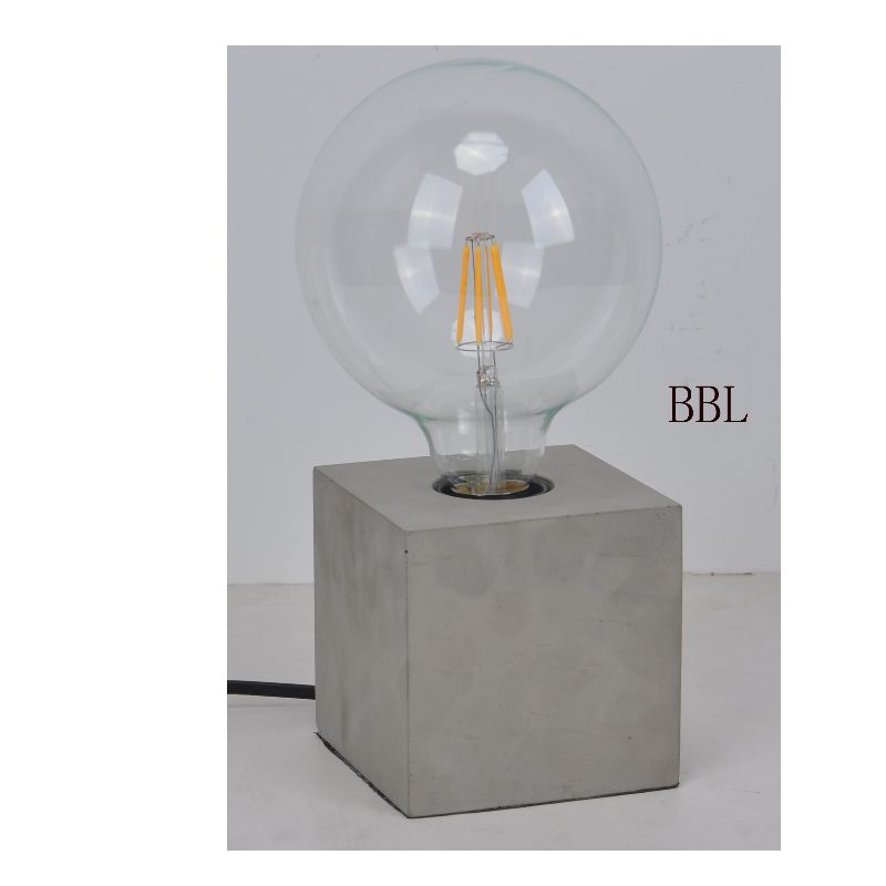 Asztali lámpa négyszögletes beton talppal