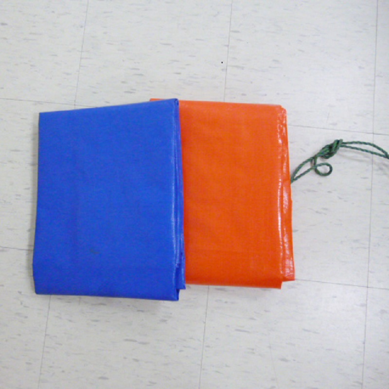 12x16 ponyva, nagy ponyva, száraz faanyag