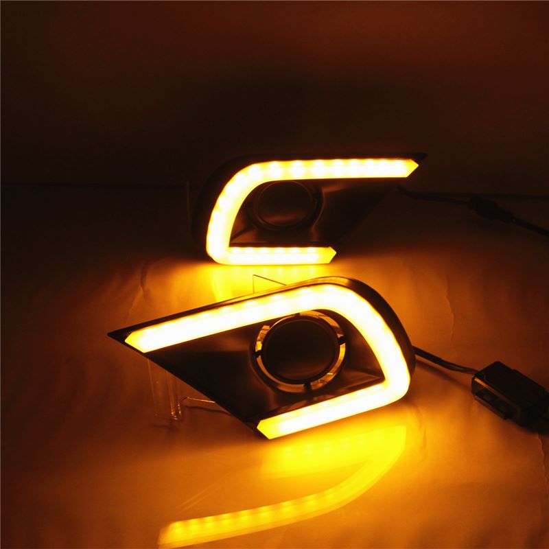 Toyota Innova 2013,Toyota Innova 2013 nappali menetlámpa Toyota Innova 2013 DRL esetében