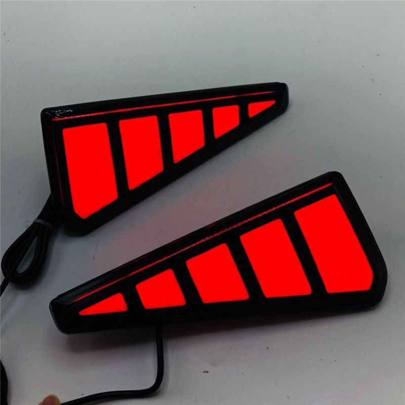 A Toyota Voxy 2016 hátsó Bumper Lamp Toyota Voxy 2016 esetében 2019.Brake lamp Toyota Voxy 2016
