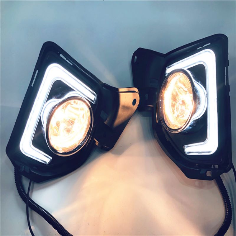 Toyota Hiace, Toyota Hiace, Toyota Hiace 2014 nappali menetfénye