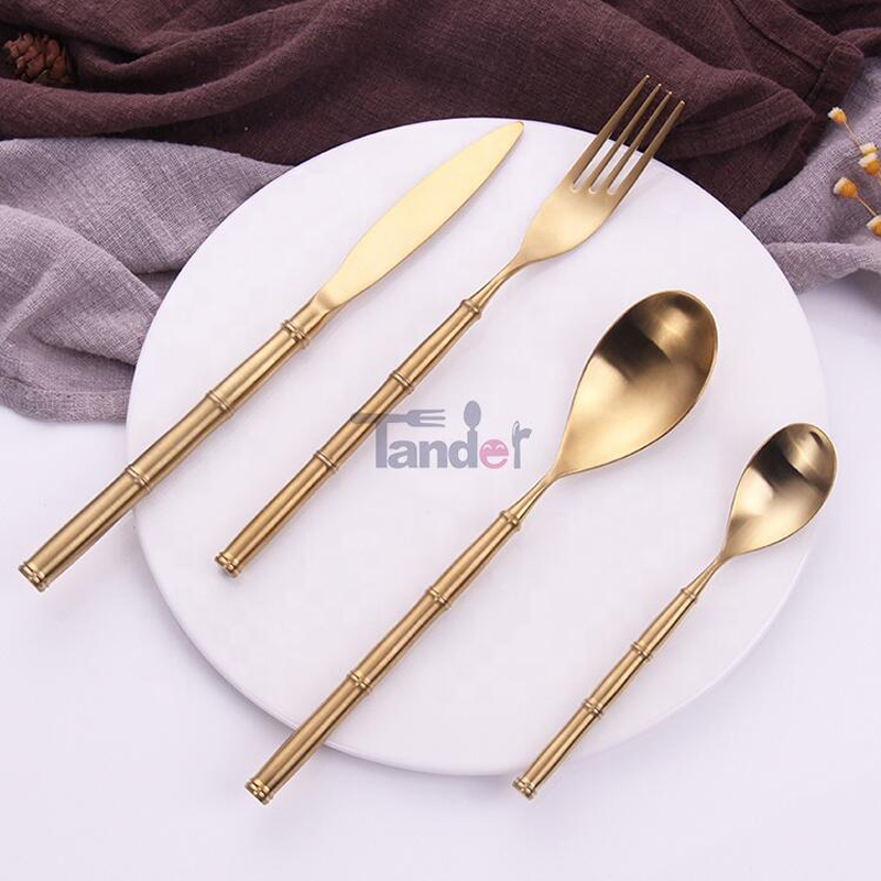 bambuszforma matt arany színű evőeszköz rozsdamentes acél 18/10