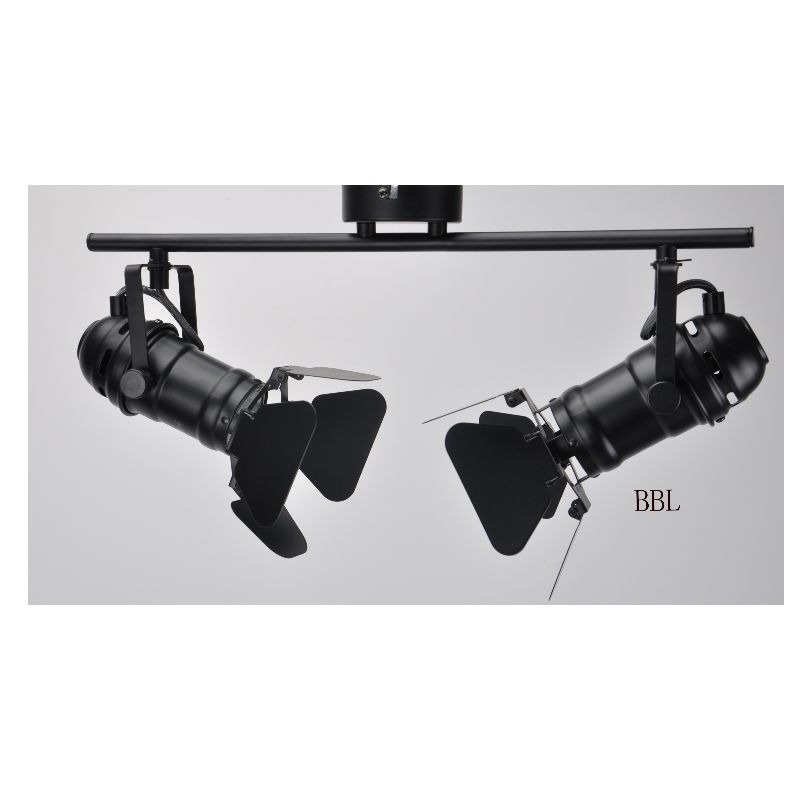 A film spotlámpa-2 U-konzollal beállíthatja az irányt