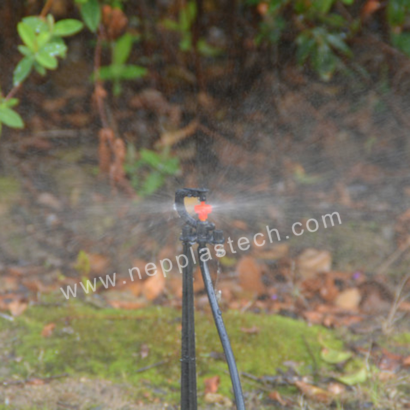Kertészeti automata öntözőrendszer mikrorotoros sprinklerek