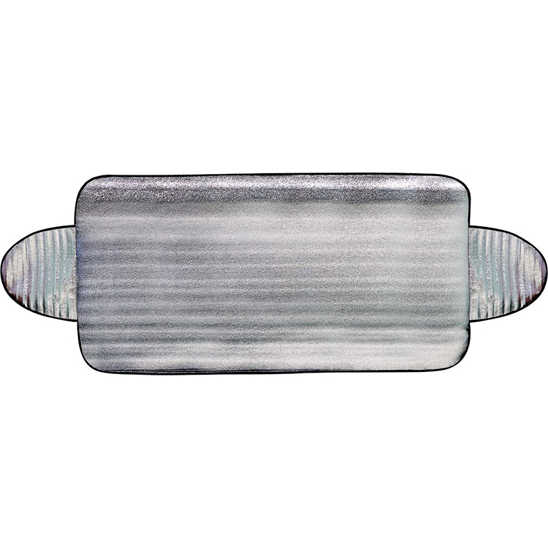 autó hó árnyékában