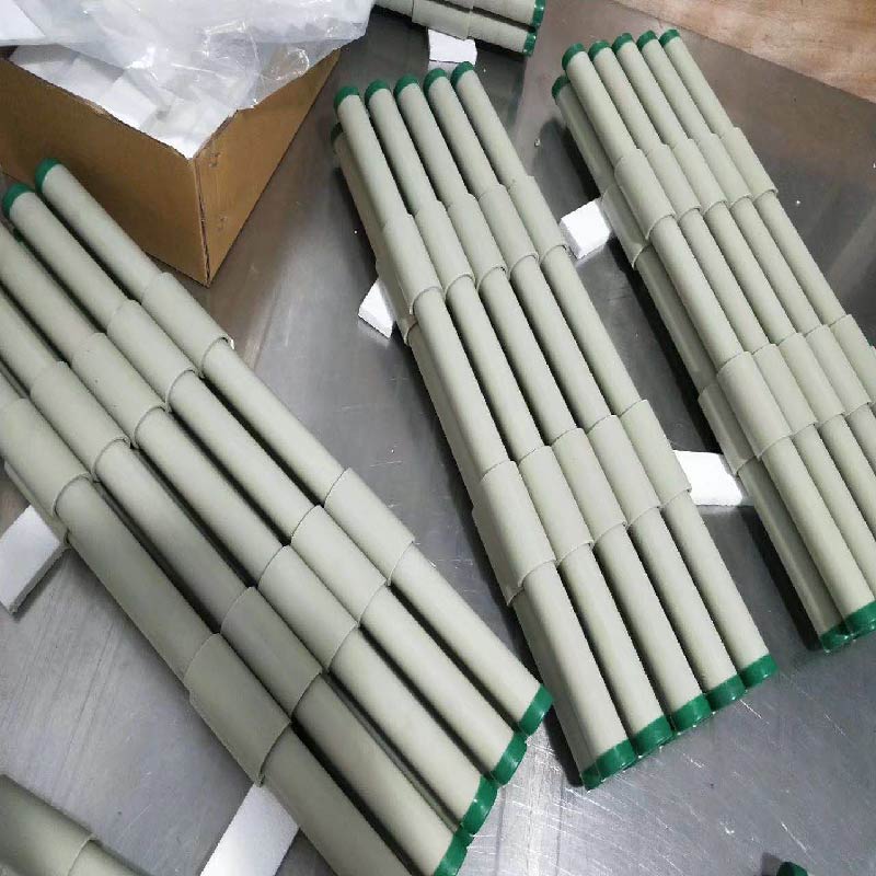 Ipari alkalmazású mágneses rúd, olcsó nagy teljesítményű, magas hőmérsékletű műanyag akkumulátorgyári szállítószalag