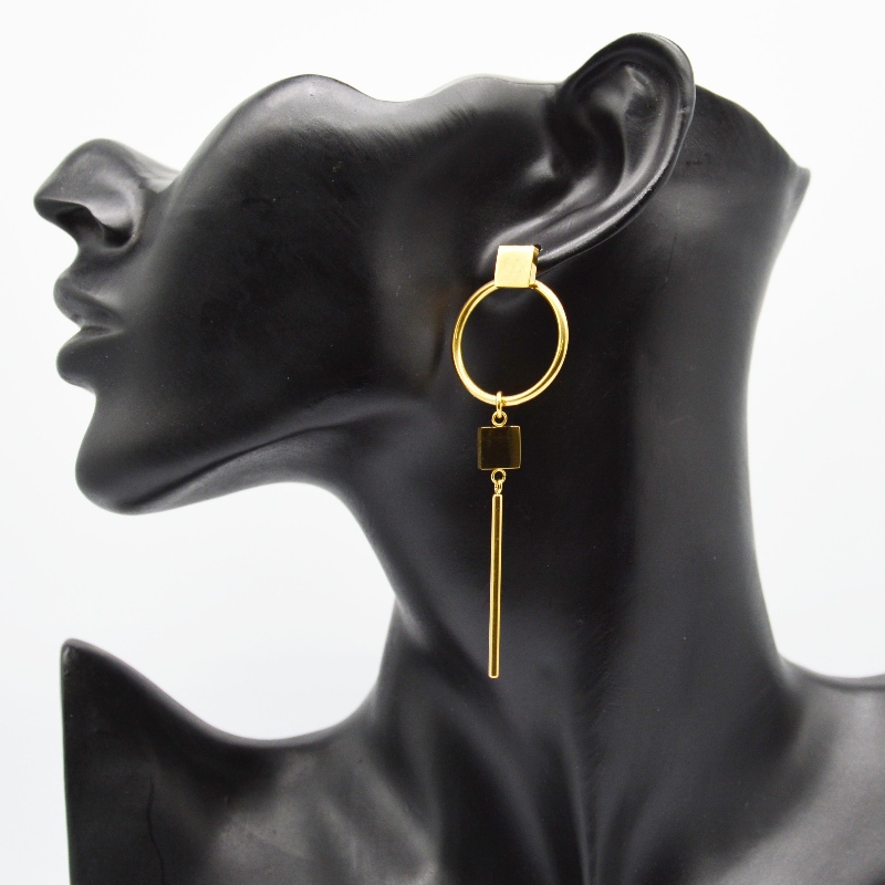 Rozsdamentes acélfülbevalók és -csavarok rfber0165