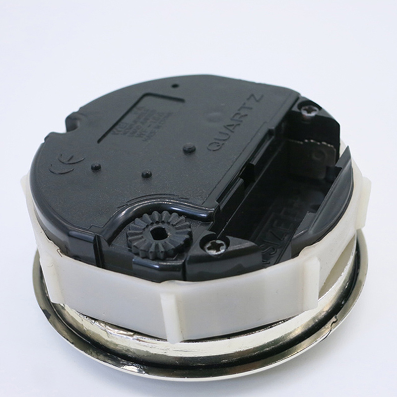 WF-átmérője 56mm-es ezüst fémóra