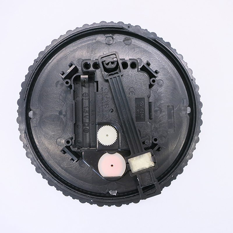 Antik óra 150mm átmérővel lengő szőlőfali órával