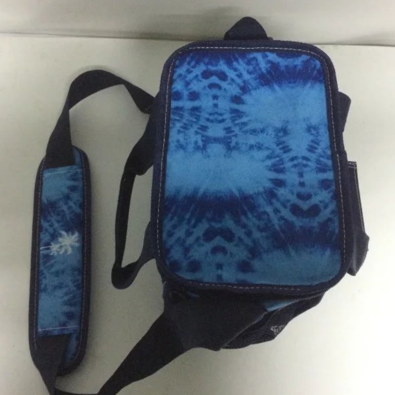 Szigetelt hűtőtáska jégcsomagoló betéttel