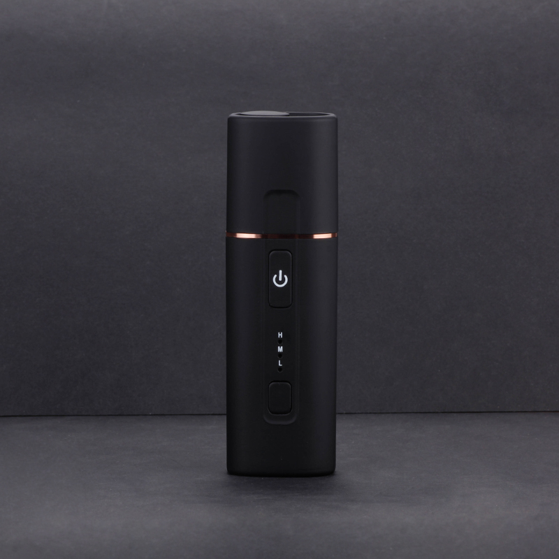 Pluscig B3 alacsony hőmérsékletű fűtéses E-cigaretta 1300mAh akkumulátor