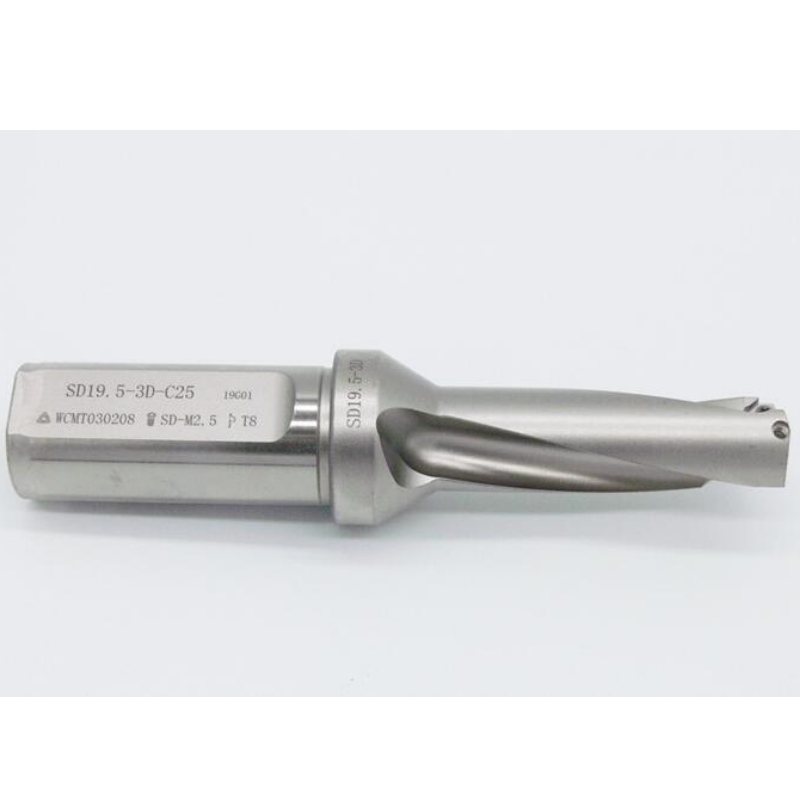 Az NC nagysebességű vágóeszközök és a hagyományos darabolóeszközök közötti különbség