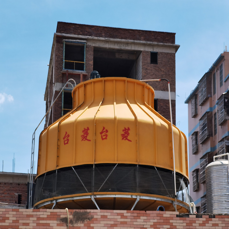 500 tonna nagy ellenáramú üvegszállal megerősített műanyag hűtőtorony, nagy bevásárlóközpont központi légkondicionáló hűtőtornya