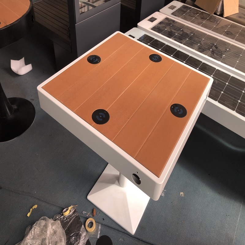 4db vezeték nélküli töltő 2db USB-töltő intelligens Wifi asztal