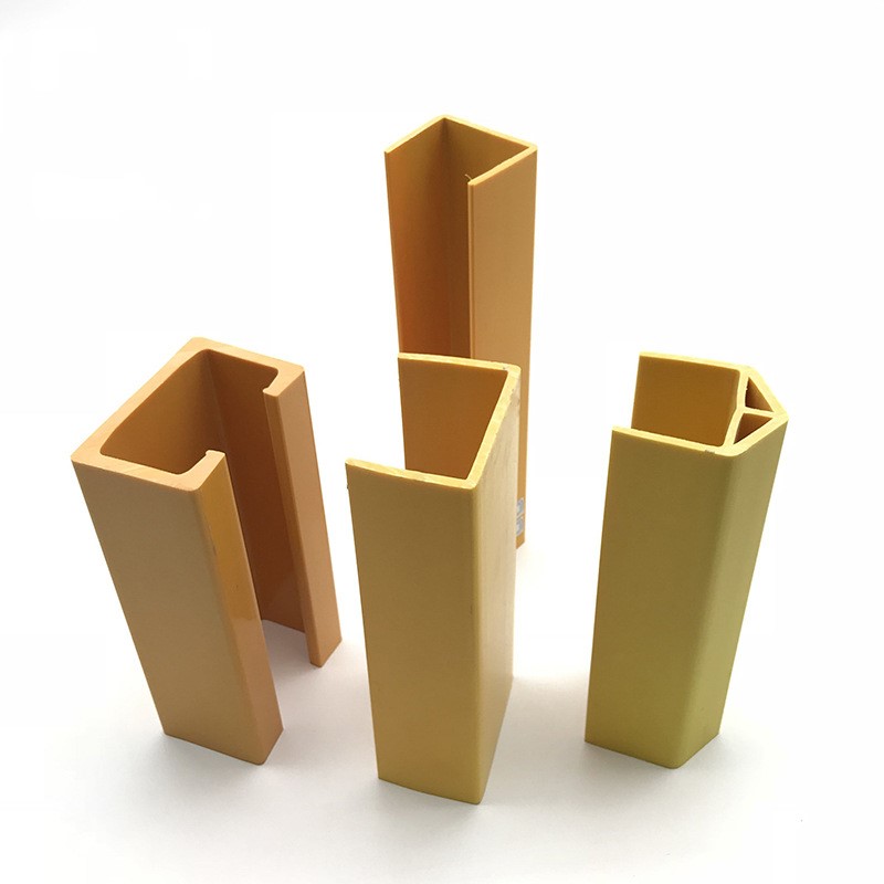 Testreszabott többféle U alakú csatorna ABS UPVC PP PE PVC műanyag extrudáló profilok a gép védelmi díszítéséhez