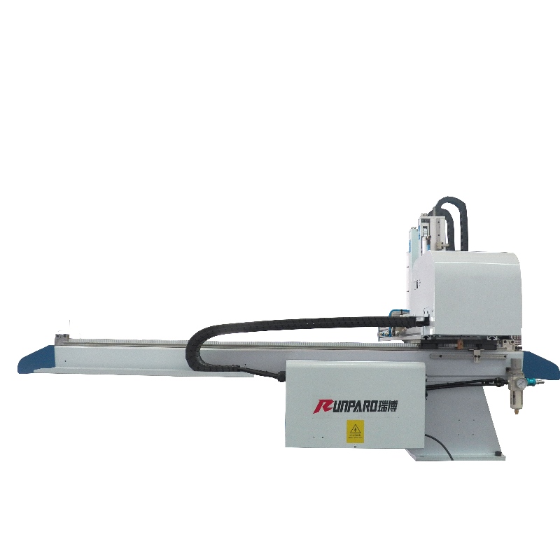 Két kar nélküli robot