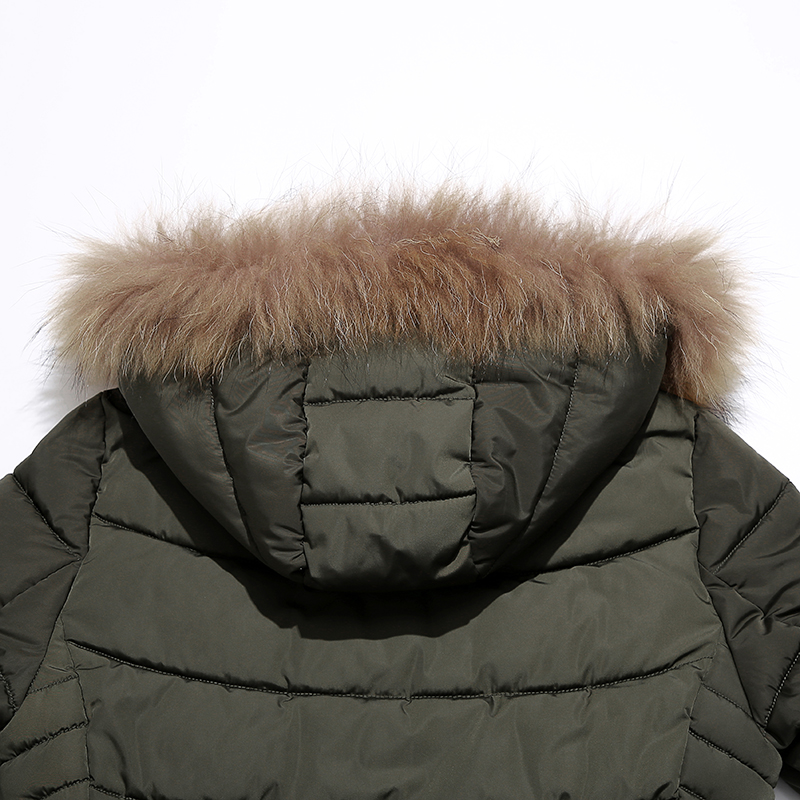 női meleg kabát leszerelhető kapucnival és természetes szőrme / kabát