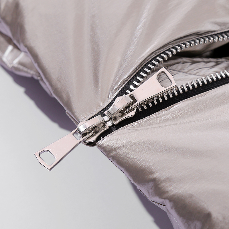 Hölgyek\'matallic szövet és serpa kontrasztos bélésvédő mellény / down mellény