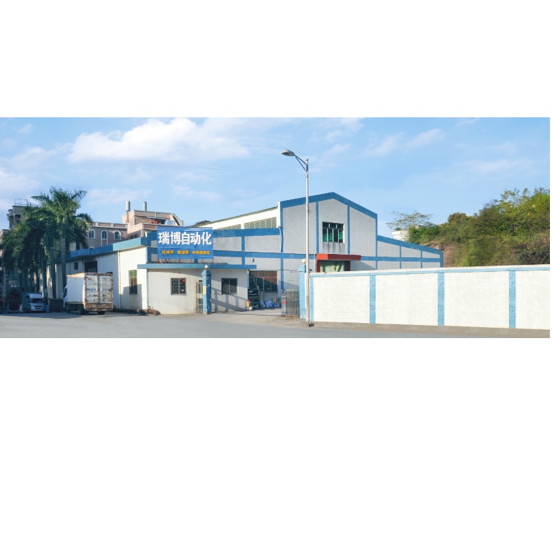 Műanyag függőleges mini fröccsöntő gép robotkarja