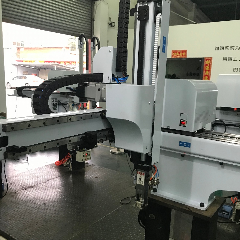 keresztezhető manipulátor, egytengelyes \/ kéttengelyes RB sorozat