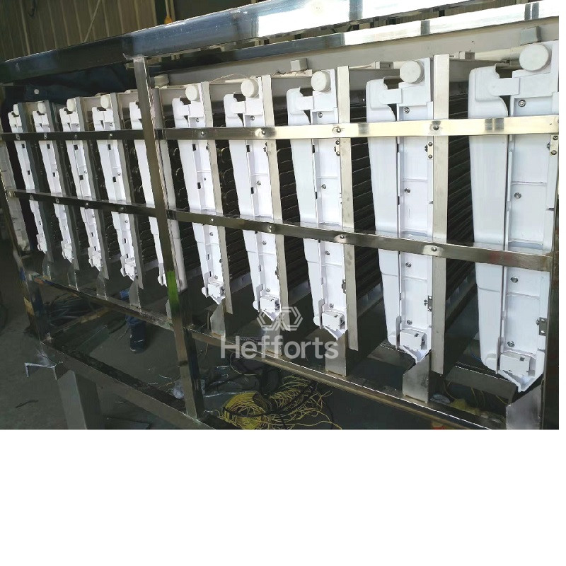 Könnyű tisztítani és mosni a rozsdamentes acélt, automata nagy teljesítményű jégkocka, CE-minősítéssel