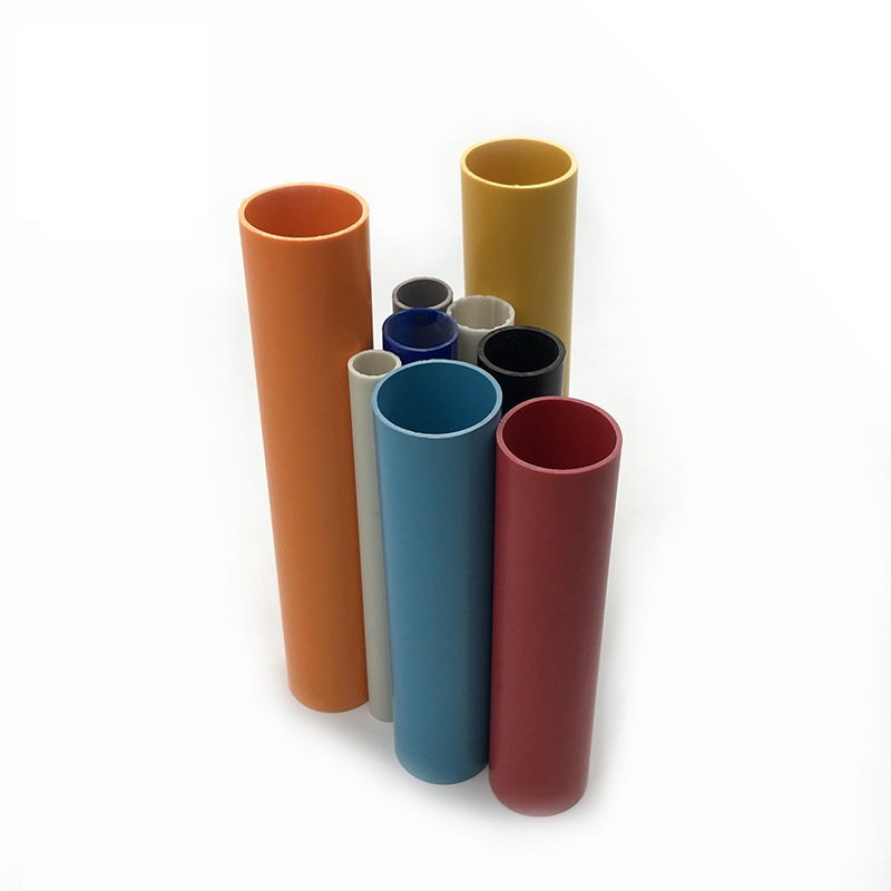 Nem szabványos egyedi méretű és színű PVC cső műanyag cső extrudáló anyag
