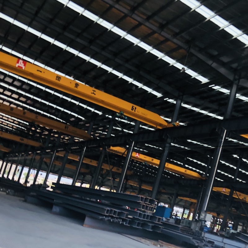 China Steel Structure Factory Frame Commercial Office Building, Strukturális Steel Truss Prefab Construction with draction