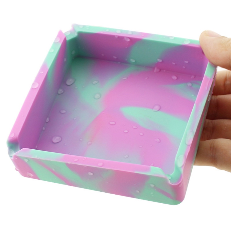 Nagy négyzet alakú álcázó hamutartó