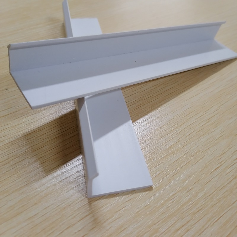 Pvc Műanyag alakú csatorna profil pvc védőrétegek szegélyezik a félszöget