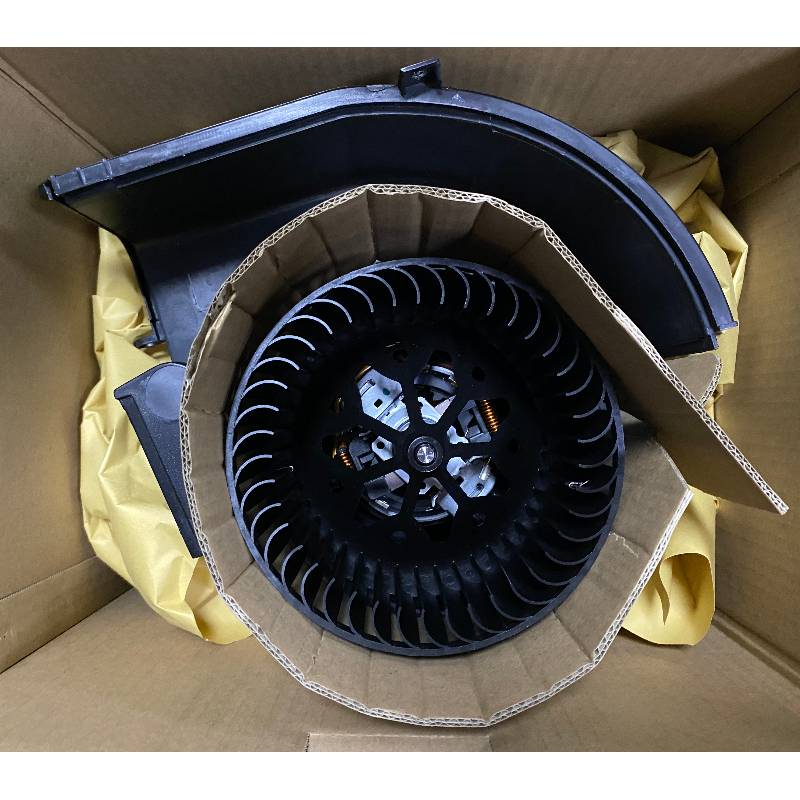 OEM NO. 64116971108 Autóalkatrész A/C Blower Motor BMW X5 X6 E71 E70 számára