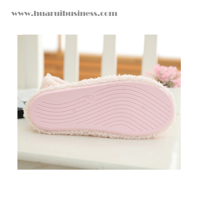 Mikrofiber házi papucs, beltéri papucs, pantofle, pontoufle, appleque-hímzéssel