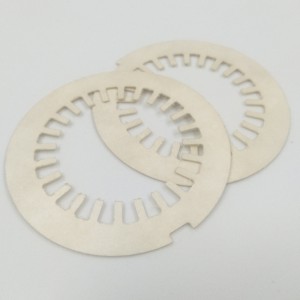 Nagyszámú testreszabott NOMEX szigetelő papír T410 fehér aramid papír magas hőmérsékletű és tűzálló szigetelő papír