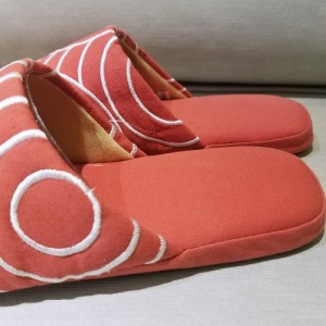 Japán Embardiery Mule Slippers