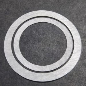 Égésgátló és szakadásálló szigetelő papír Fehér DMD aramid papír Magas hőmérsékletű kerek szigetelő papír egyedi feldolgozással 0,15 mm