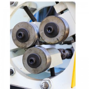 HB-35 bütyök háromtengelyes gördülőgép