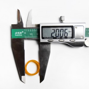 A gyártó testreszabott 08 * 2 sárga átlátszó adatkábel pántoló gyűrű öregedésgátló, magas hőmérsékletnek ellenálló és nem törhető gumiszalag