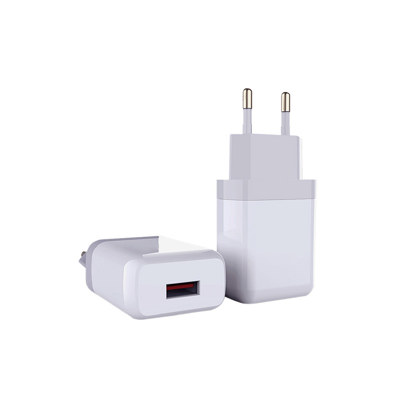 USB intelligens gyorstöltő_MW21-101