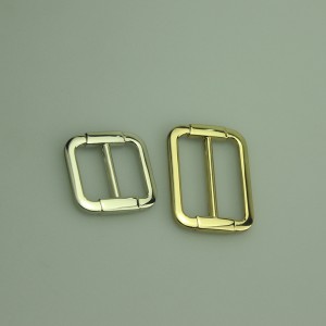 Táska csattal, dupla beállító csat, fém tartozékok