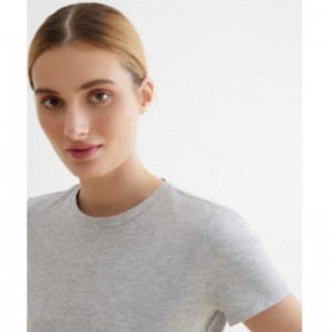 Fényes szürke póló hipoallergénből készült