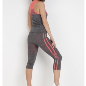 Fekete ésnarancssárga pálya