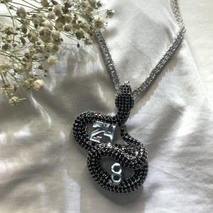 Egyszerű hip hop ékszer arany színű fém lánccímecskenyaklánc kristály állat kígyó medálnyaklánc