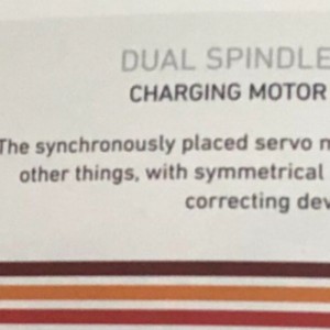 Modern, kifinomult energiatakarékos fröccsöntő gép