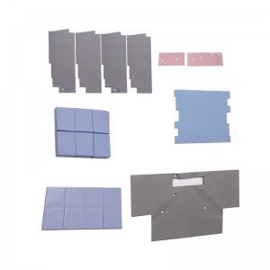 A gyártók termikusan vezetőképes szigetelő szilikonszövetet biztosítanak SP900S-220 szilikonlemez