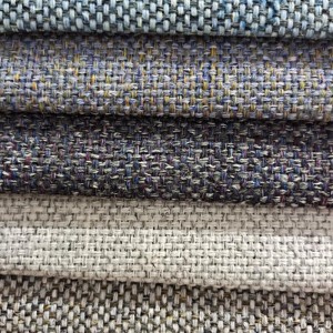 Újrahasznosított szőtt ruhával