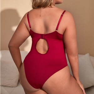 Csipke beszúrása Bodysuit Sexy Ház Mackó és mellszobor csipke díszítéssel