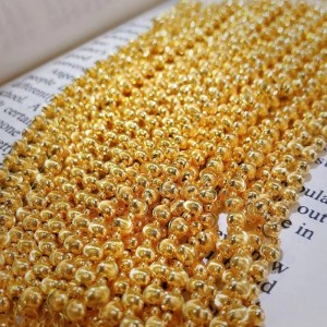 18K arany gyöngy karkötő készen áll a szállításra