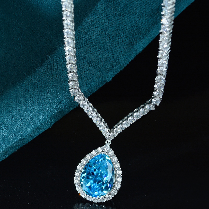 Az óceán medáljának szíve 40ct csúcskategóriás luxus flash teljes gyémántnyaklánc