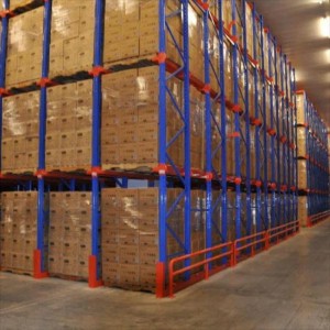 Hajtás az állványrendszerekben