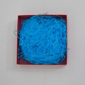 Színes töltelék ráncos aprított papír